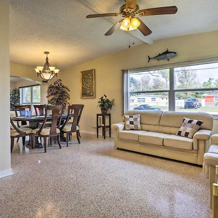 Tampa Vacation Rental Near Busch Gardens! Exterior photo