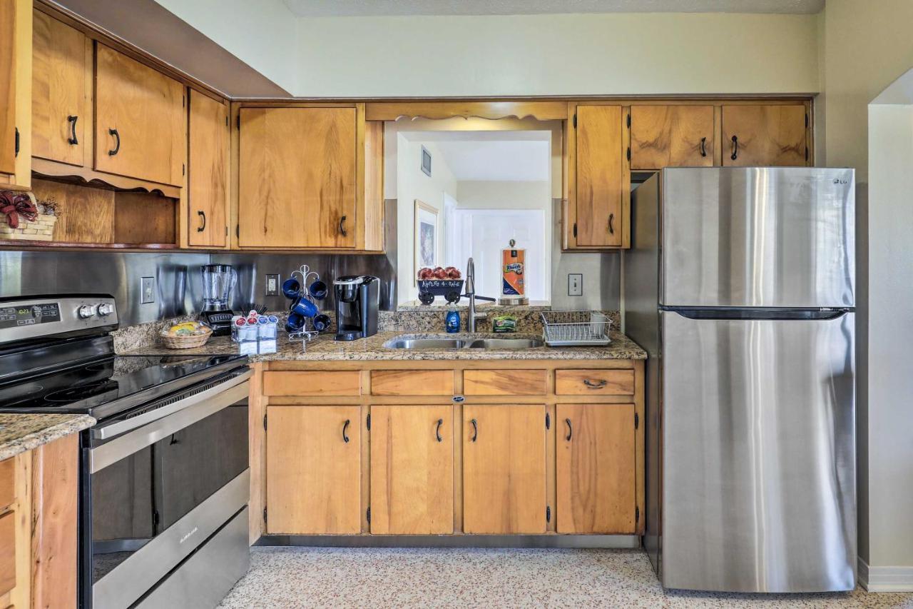 Tampa Vacation Rental Near Busch Gardens! Exterior photo