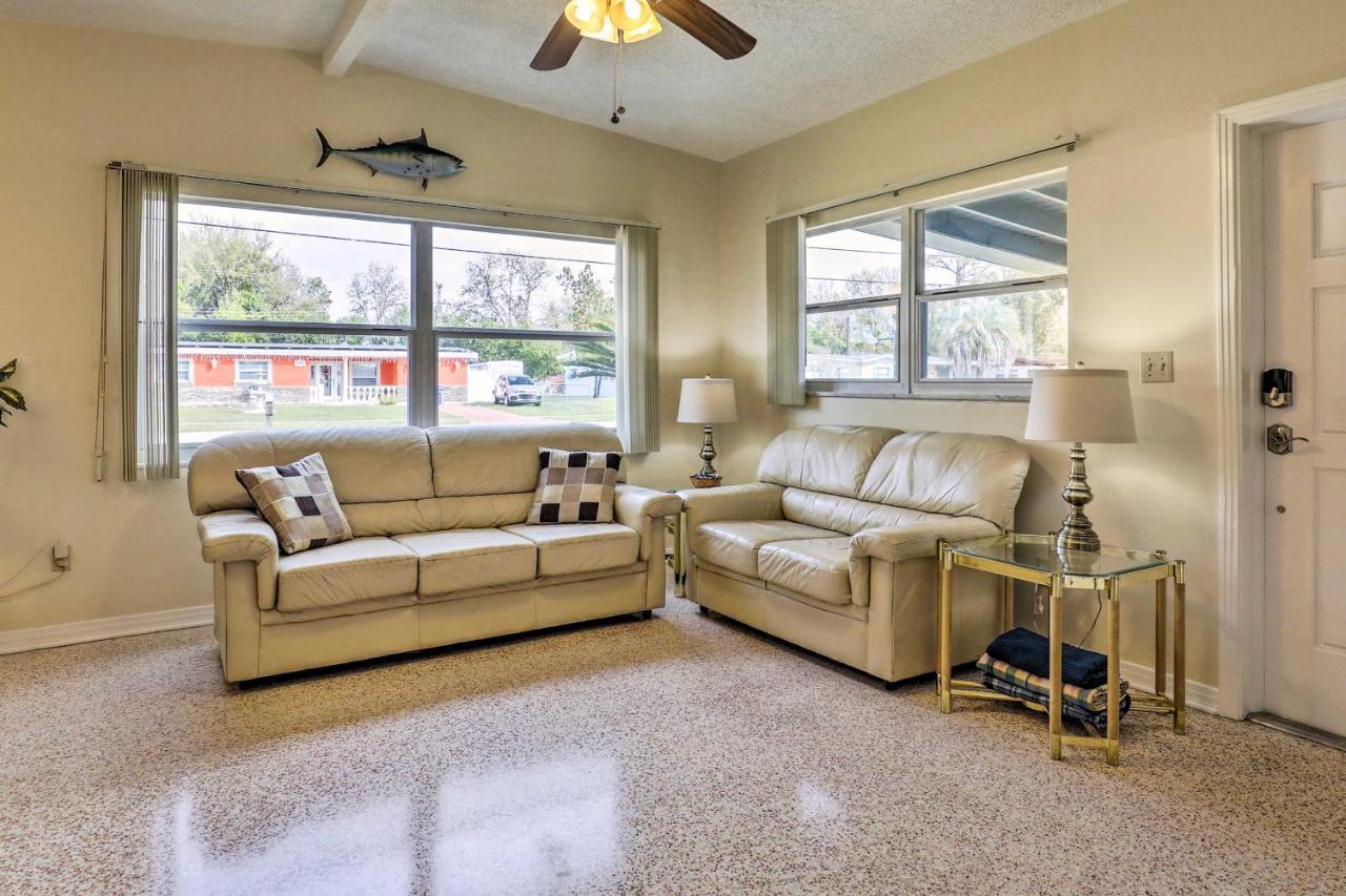 Tampa Vacation Rental Near Busch Gardens! Exterior photo