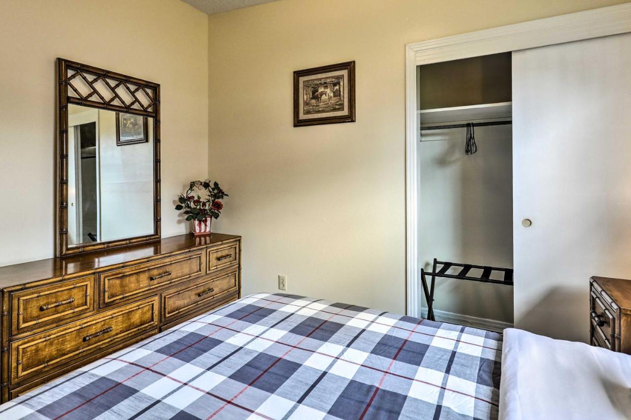 Tampa Vacation Rental Near Busch Gardens! Exterior photo