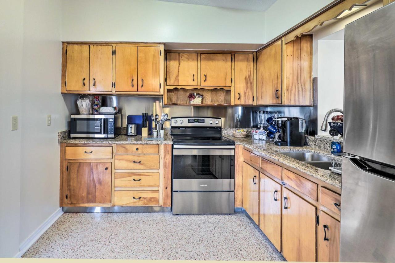 Tampa Vacation Rental Near Busch Gardens! Exterior photo