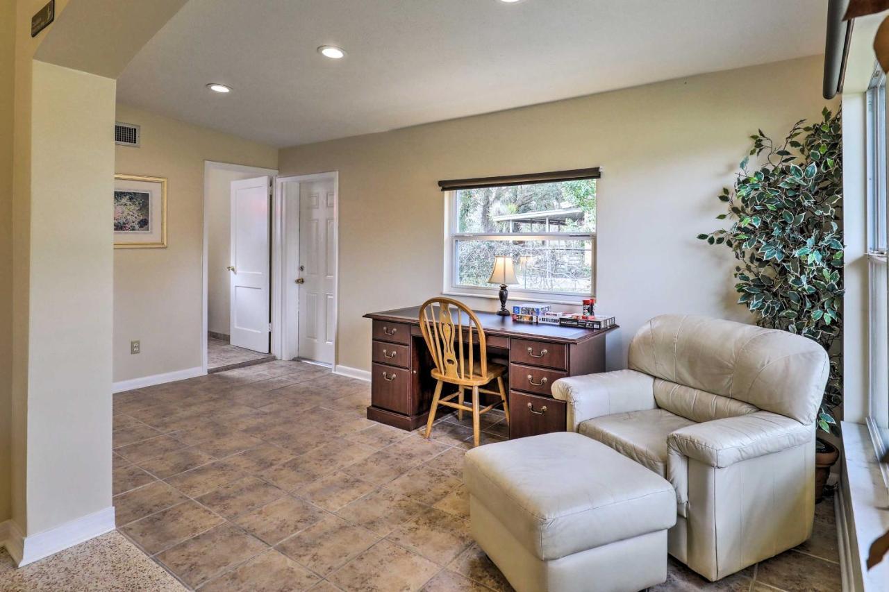 Tampa Vacation Rental Near Busch Gardens! Exterior photo